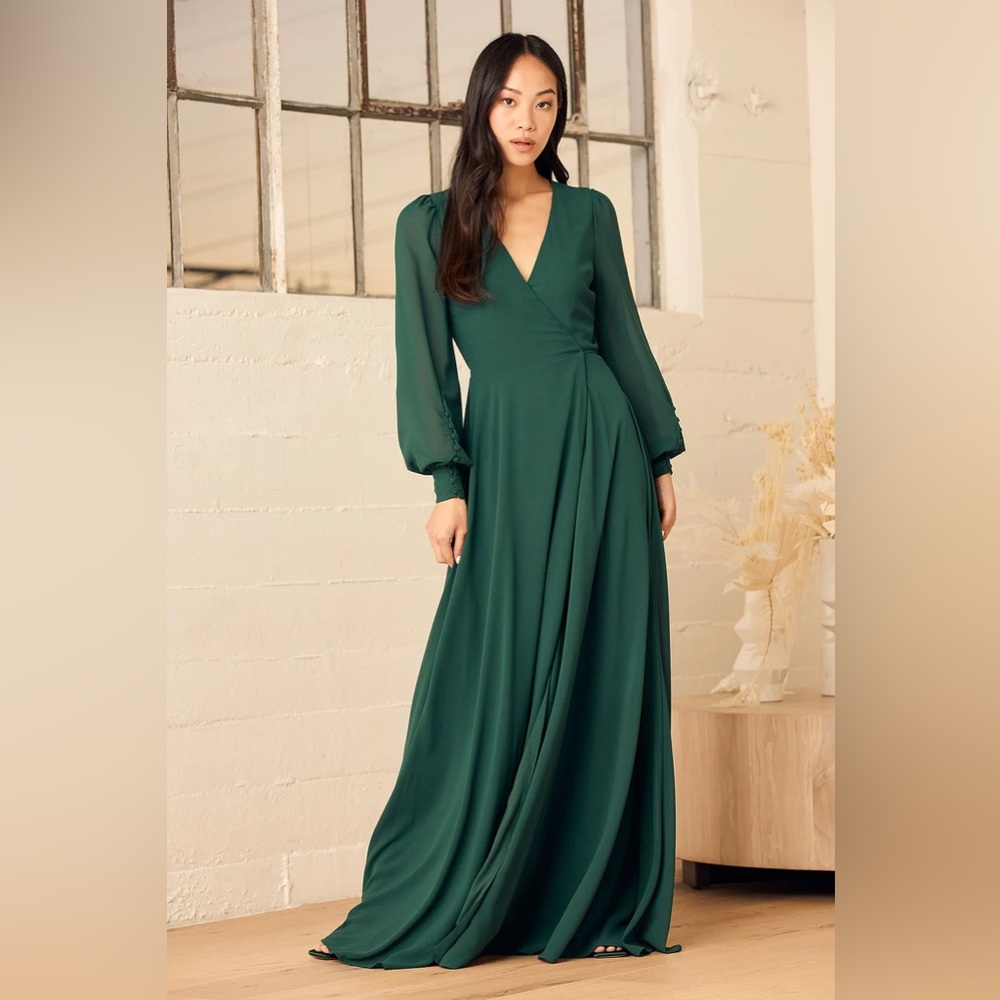 Lulu's Elegant Green Long Sleeve Dress